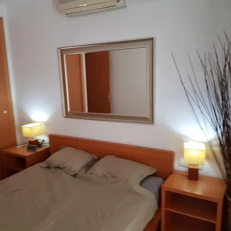 Welcom A Summer Flat In The Heart Of The Village *