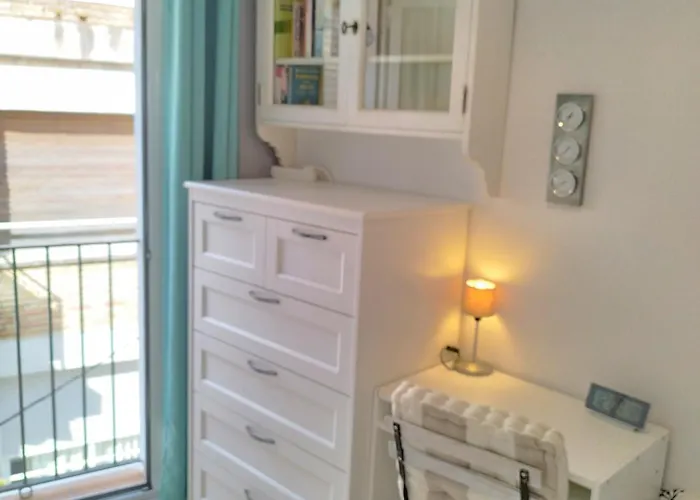 Welcom A Summer Flat In The Heart Of The Village * سيدجيس